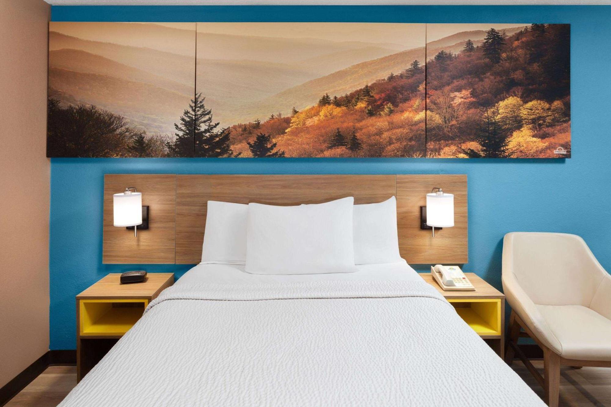 Days Inn By Wyndham Shelby Exteriör bild