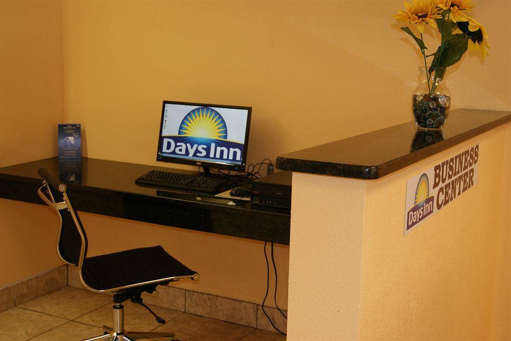 Days Inn By Wyndham Shelby Exteriör bild